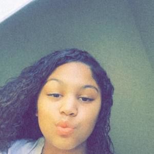 Meet your Posher, Paige